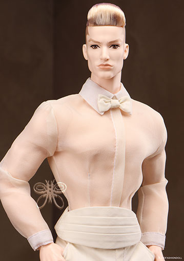 https://magmaheritage.com/Adonis/WhiteGala/Jasper/whitegalajaper3small.jpg