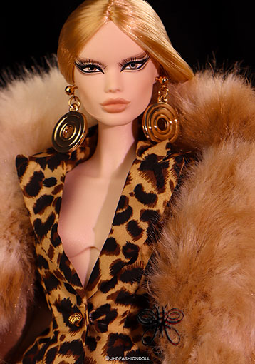 https://magmaheritage.com/Mizi/2026VIP/RunwayReadytoWear/3small.jpg