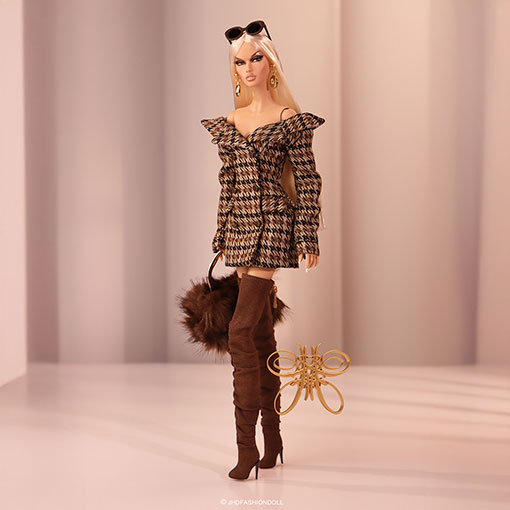 https://magmaheritage.com/Mizi/Runway/splendortwinsblonde2medium.jpg